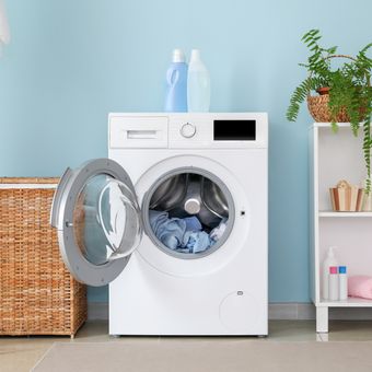 Ilustrasi mesin cuci, ilustrasi mesin pengering, ilustrasi ruang mencuci.