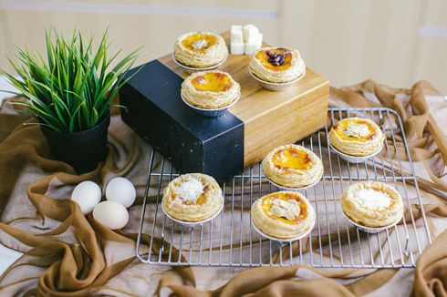 Mencoba Portuguese Egg Tart Aneka Rasa yang Renyah dan Fluffy