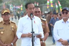 Sindir Jalan Rusak di Lampung, Jokowi Janji Bakal Perbaiki Lagi Tahun Ini