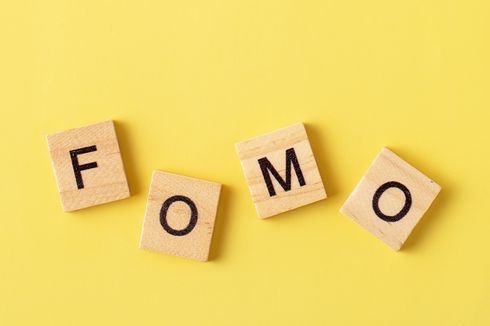 Tanda-tanda FOMO dalam Diri Kita dan Faktor Penyebabnya