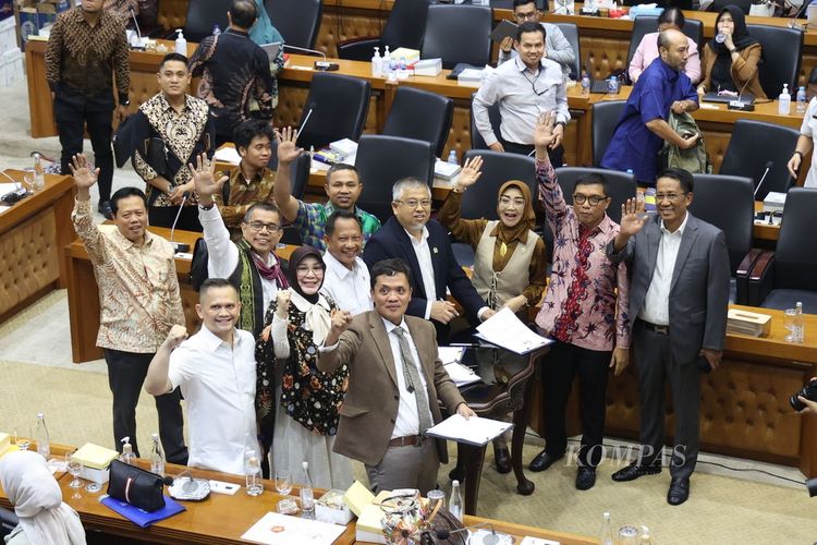 Tubir Pengembanan Hukum