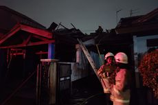 Rumah di Pulogadung Kebakaran Saat Ditinggal Penghuni, 1 Mobil Terselamatkan