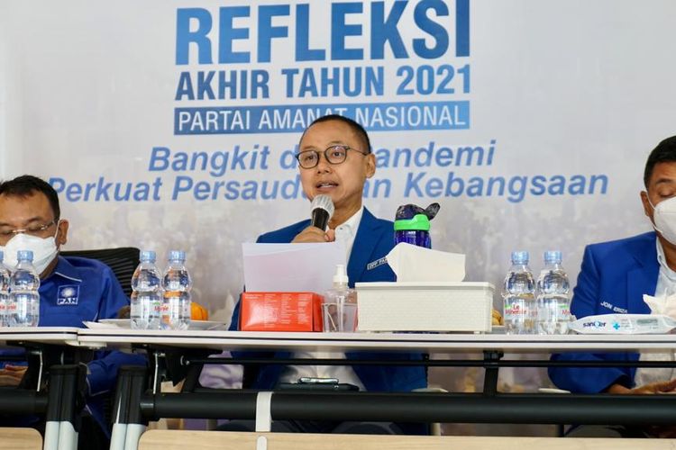 Sekretaris Jenderal Partai Amanat Nasional Eddy Soeparno dalam konferensi pers Refleksi Akhir Tahun 2021 di Kantor DPP PAN, Jakarta, Kamis (30/12/2021).