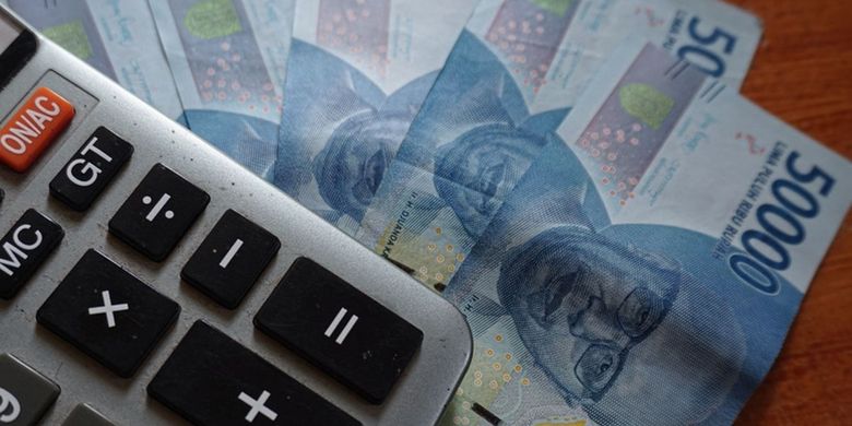 Ilustrasi uang. KUR BRI 2026. Tabel KUR BRI 2026. Tabel angsuran KUR BRI 2026. Tabel pinjaman KUR BRI 2026. Cicilan KUR BRI. KUR BRI 2026 tabel angsuran. Tabel KUR BRI 2026 pinjaman 50 juta.