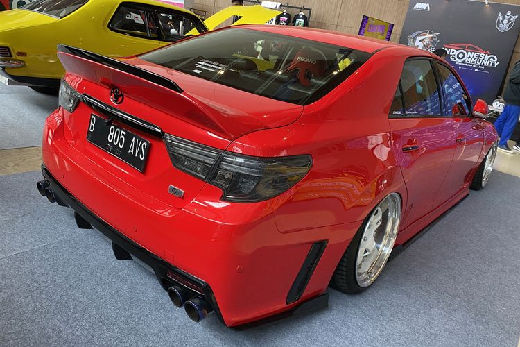 Modifikasi Toyota Mark X