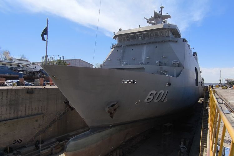 PT PAL Indonesia memastikan proyek pembangunan dua unit kapal pesanan Filipina sesuai milestone yang telah disepakati dengan Departement of National Defense Philippines.