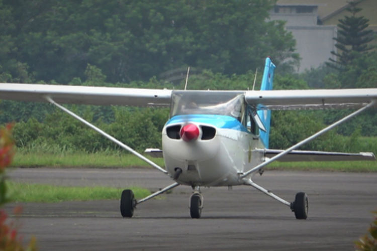 Universitas Muhammadiyah Malang (UMM) memiliki Unit Kegiatan Mahasiswa (UKM) Biru Flying Club yang merupakan satu-satunya UKM dirgantara di Indonesia.