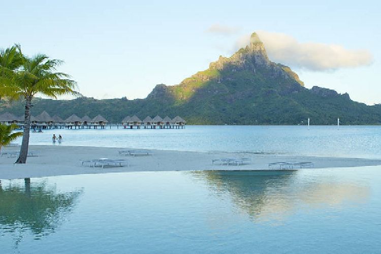 Bora Bora, Polinesia, Perancis.