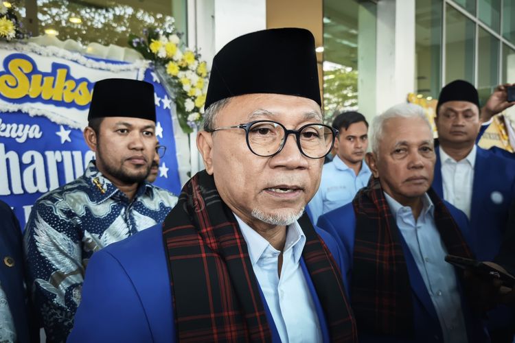 Zulhas Minta Fokus Jaga Harga Pangan, Dorong Koperasi Desa Serap Gabah Petani