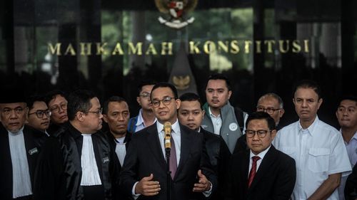 Tim Hukum Anies-Muhaimin Serahkan 35 Bukti Tambahan ke MK