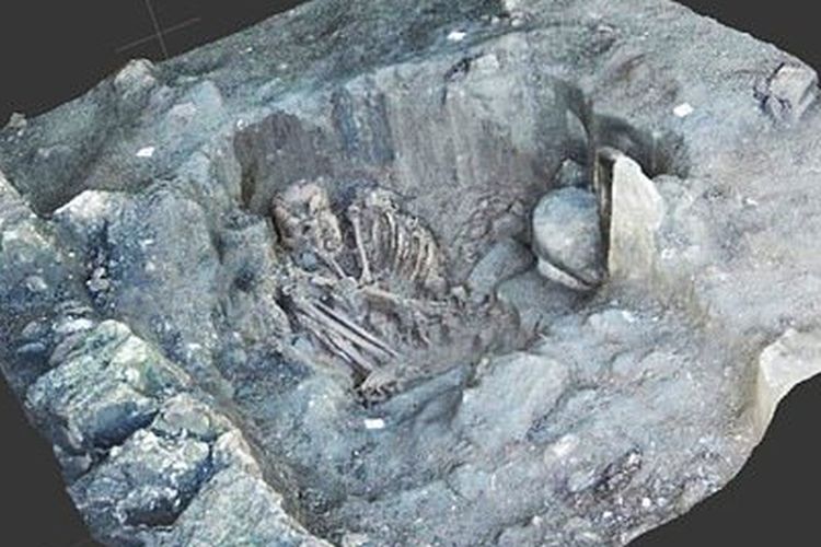 Para arkeolog dari Institut Antropologi dan Sejarah Nasional Meksiko mengumumkan bahwa mereka menemukan 2.482 struktur, 80 kuburan, 60.000 pecahan keramik, dan 30 bejana lengkap.