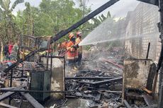 Rumah di Gresik Ludes Terbakar, Proses Pemadaman Sempat Terkendala