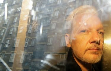 Pendiri WikiLeaks Julian Assange baru akan diputuskan pada Senin 4 Januari 2021, apakah dia dapat diekstradisi dari Inggris ke AS untuk menghadapi tuduhan spionase atas publikasi dokumen rahasia militer Amerika.