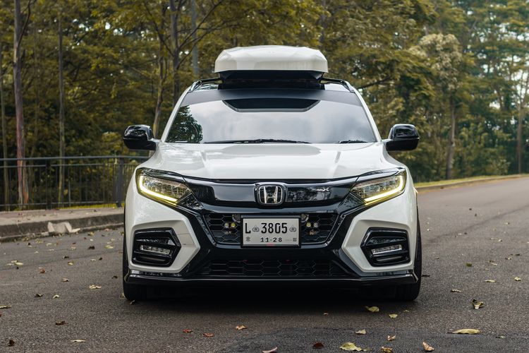 Modifikasi Honda HR-V tampil sporty ala Jepang