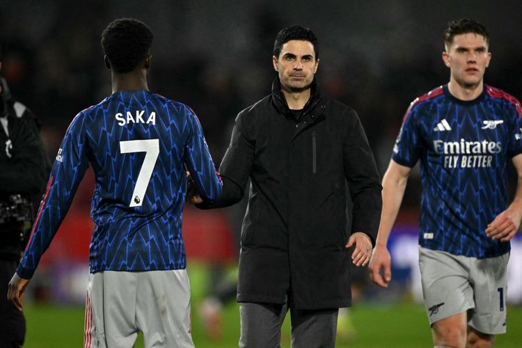 Reaksi Mikel Arteta dan Bukayo Saka usai hasil imbang Arsenal di markas Brentford. Arsenal harus rela mendapatkan hanya satu poin kala bertandang ke sesama tim London, Brentford, pada Kamis (12/2/2026) atau Jumat dini hari WIB.