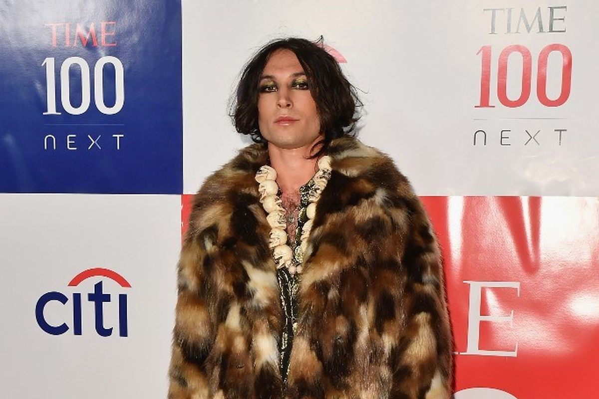 Aktor asal AS  Ezra Miller menghadiri acara Time 100 Next di Pier 17, New York City, pada 14 November 2019.