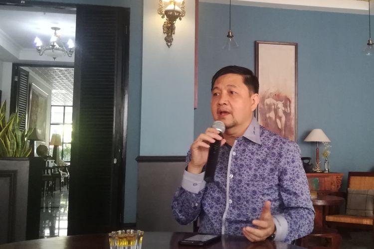 Mantan pengacara Syafruddin Arsyad Temenggung, Ahmad Yani dalam konferensi pers di Paloma Bistro, Jakarta, Selasa (1/10/2019).