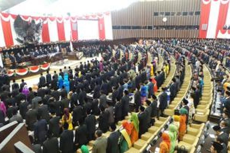 Suasana pelantikan Joko Widodo dan Jusuf Kalla sebagai Presiden dan Wakil Presiden RI di Ruang Sidang Paripurna I, Gedung Nusantara, Kompleks Parlemen, Senin (20/10/2014).