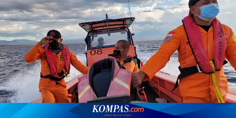 Evakuasi 3 Nelayan Korban Kapal Karam di Perairan Pulau Moyo, NTB, Terkendala Cuaca Buruk - Vimarsana News