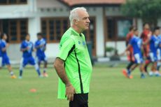 Cari Lapangan Bagus, Persib Latihan hingga ke Jepara