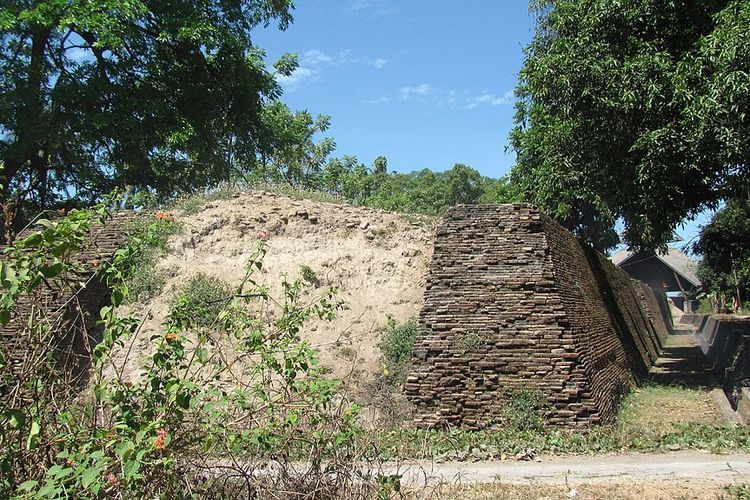 Reruntuhan Benteng Somba Opu.