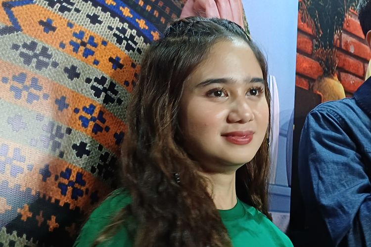 Aktris Tissa Biani usai konferensi pers perilisan serial Keluarga Hitung-hitungan di daerah Kemang, Jakarta Selatan, Kamis (14/3/2024).