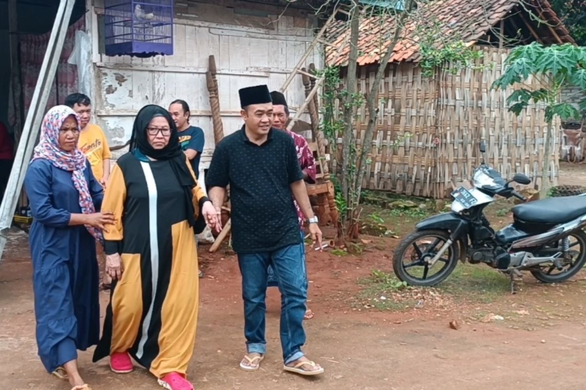 Maryam Ahmad (54), TKI asal Desa Jaddih, Kecamatan Soacah, Kabupaten Bangkalan, banyak tidak ingat dengan anggota keluarganya setelah 30 tahun hidup di Arab Saudi.