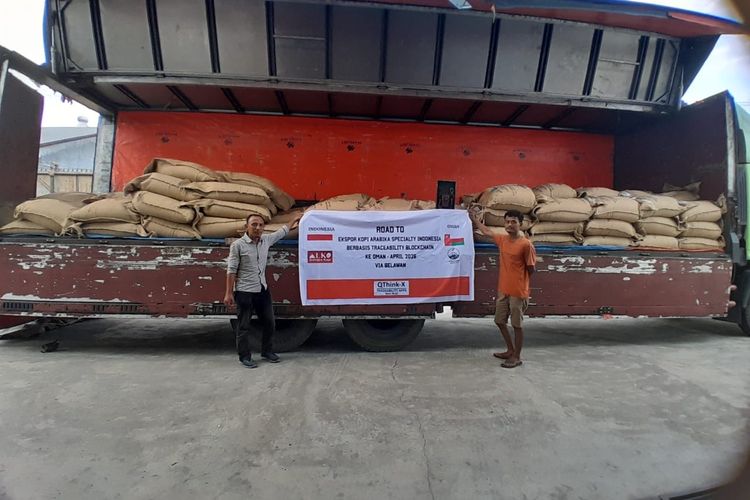 10 Ton Kopi Sumatera Diekspor via Udara ke Oman, Biaya Logistik Lebih Mahal dari Produk