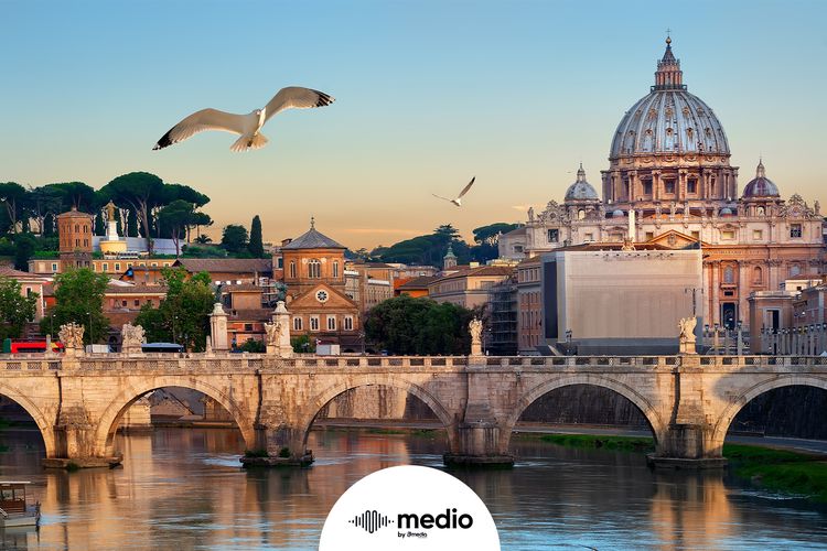 Vatikan menjadi kota yang kental dengan ajaran agama Katoliknya.