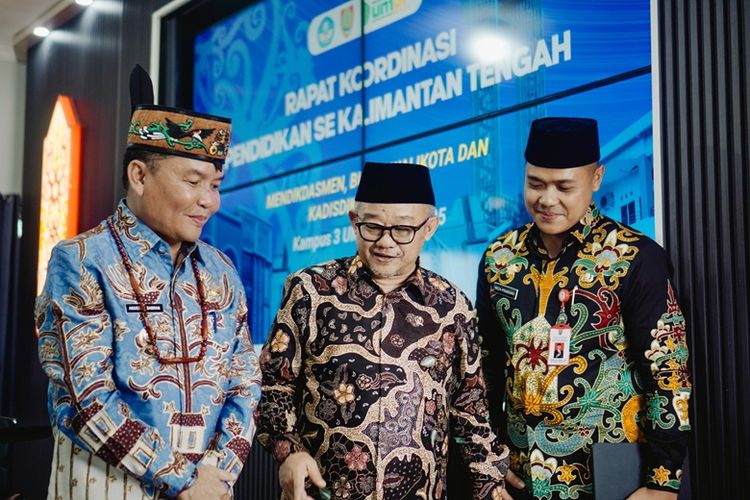 Menteri Pendidikan Dasar dan Menengah Abdul Mu?ti mengapresiasi kinerja Gubernur Kalteng Agustiar Sabran dan jajaran Pemprov Kalteng atas capaian positif IPM Kalteng 2025.
