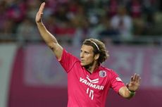 Mantan Penyerang Manchester United Diego Forlan Siap Debut di Tenis Profesional