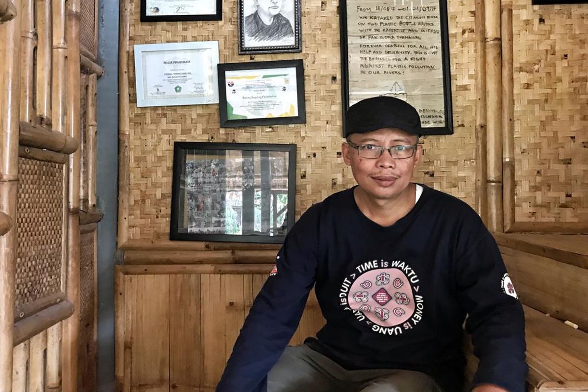 Pendiri Bening Saguling Foundation Indra Darmawan (48 tahun).