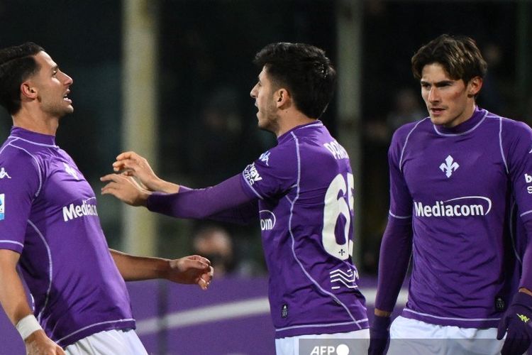 Para pemain Fiorentina beraksi di Serie A 2025-2026.