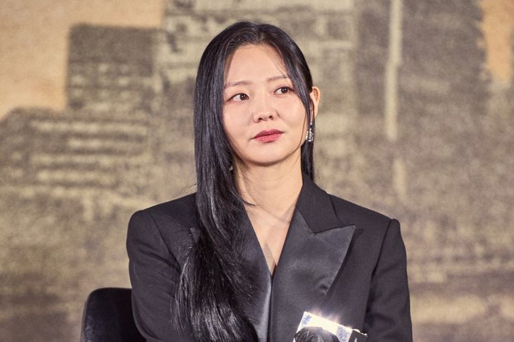 Bintangi Black Knight, Esom: Saya Ingin Penonton Berpikir Saya Paham Kendalikan Pistol