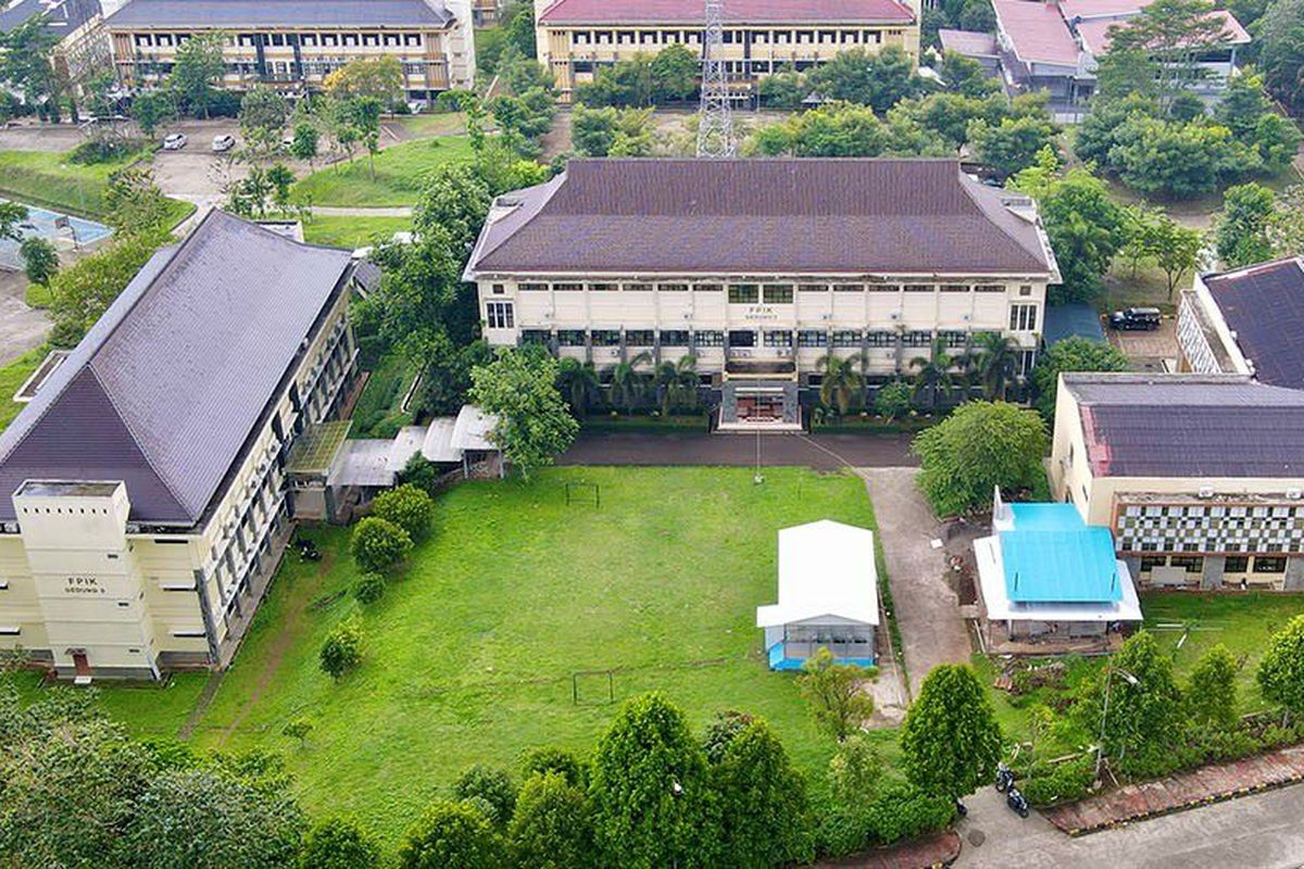 Maritime Research Laboratory (MEAL) Universitas Padjajaran Bandung yang terletak di Jatinangor, Sumedang, Jawa Barat, menjadi tempat pertama pengembangan Arhea bersama dengan Institut Ilmu Kelautan (MSI) Universitas Filipina dan PT Robo Marine Indonesia pada 2016. 