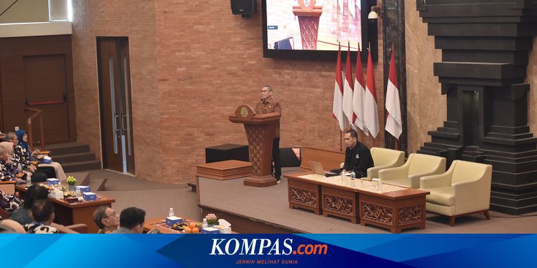 Hadapi Society 5.0, Adies Kadir Soroti Pentingnya Penguasaan Teknologi bagi Generasi Muda