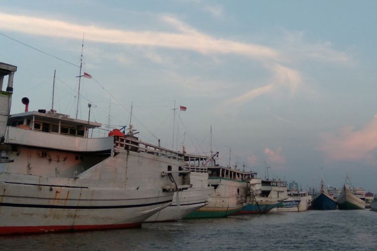 Kapal kayu di Pelabuhan Sunda Kelapa, Jakarta.