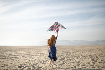 Arti Mimpi Main Layang-Layang Menurut Islam dan Psikologi