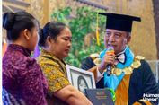 Ibu Gantikan Mendiang Anaknya Saat Wisuda, Unesa Beri Beasiswa ke Adik