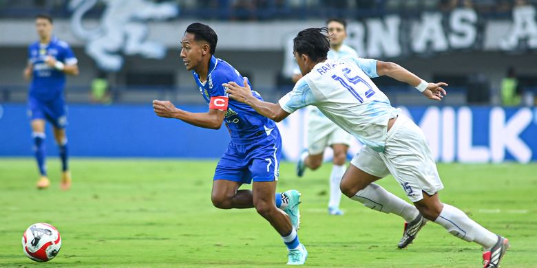 Performa penyerang sayap Persib Bandung Beckham Putra saat menghadapi PSIM Yogyakarta pada laga pekan ke-31 Super League 2025-2026 Senin (4/5/2026) di Gelora Bandung Lautan Api (GBLA). 