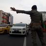 Hari Pertama Ganjil Genap Jakarta, Banyak Mobil Dipaksa Putar Balik
