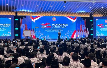 2 Kali Datang ke Acara PGRI dalam 3 Bulan, Jokowi Mengaku Sulit ...