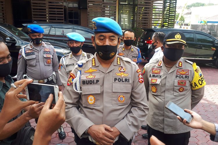 Budi menyebut kasus perselingkuhan yang melibatkan polisi di Jatim tertinggi di Indonesia.