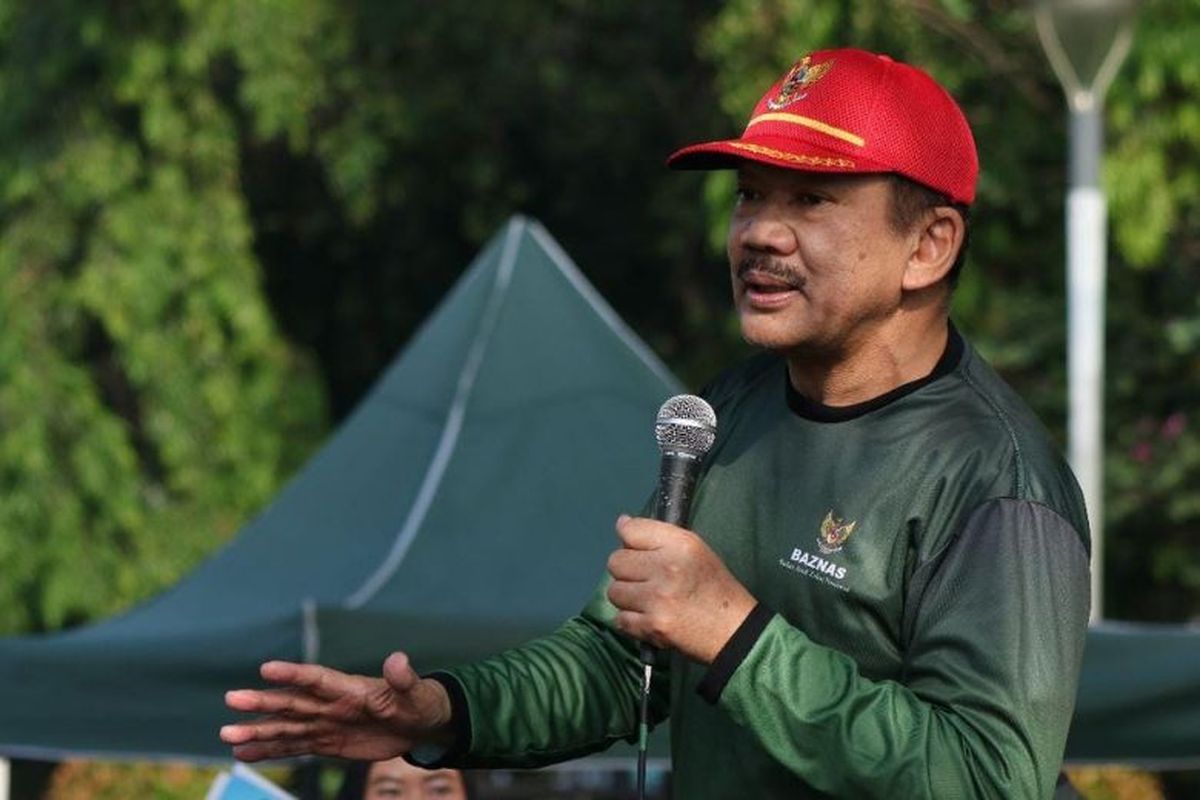 Ketua Baznas Profesor Dr KH Noor Achmad MA. 