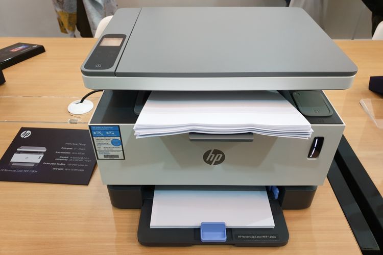 Printer HP Neverstop Laser dengan sistem tangki toner. 