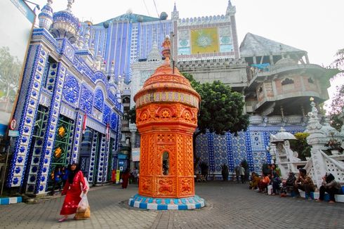 Masjid Tiban Malang: Sejarah, Keunikan Gaya Arsitektur, dan Mitos Dibangun Jin dalam Semalam