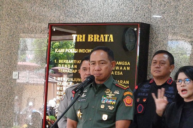 Panglima TNI Jenderal Agus Subiyanto di Mabes Polri, Jakarta, Selasa (5/12/2023).
