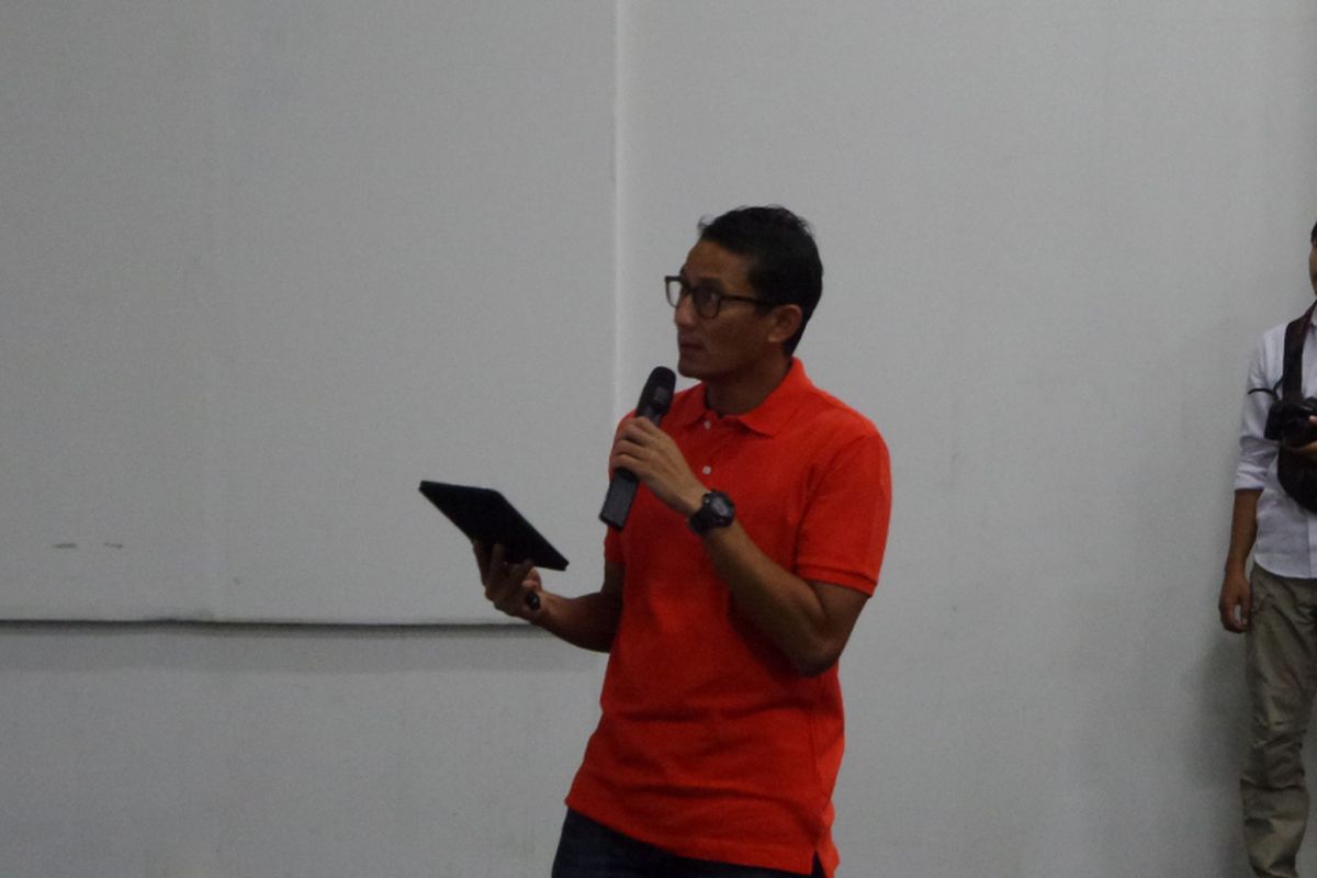 Calon wakil gubernur DKI Jakarta Sandiaga Uno diundang sebagai narasumber seminar kewirausahaan di kampus Bina Sarana Informatika, Cengkareng, Jakarta Barat, Senin (17/4/2017).