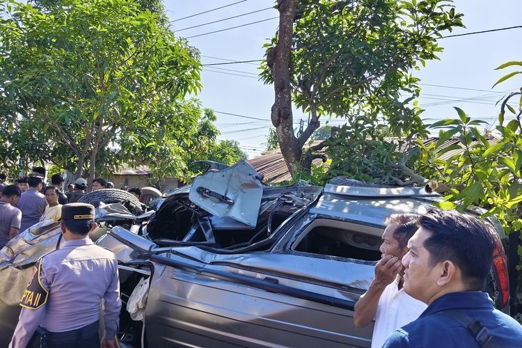 Tertabrak Kereta Barang di Tebing Tinggi, Pajero Sport Terseret 42 Meter dan Sopir Tewas
