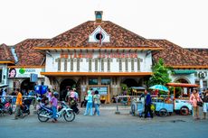 5 Tips Wisata ke Jatinegara, Bawa Uang Tunai